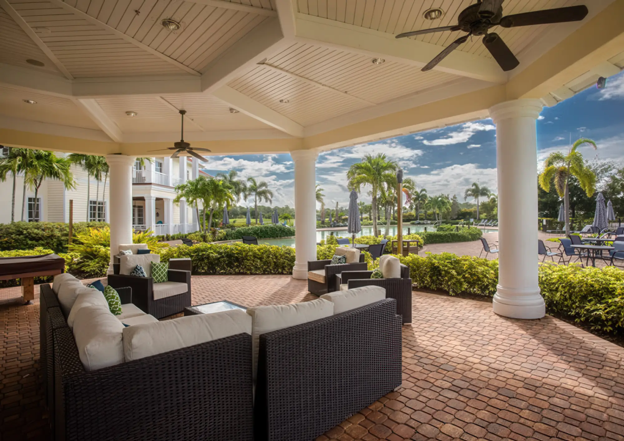 Welcoming patio at the Hampton Lakes Town Hall where buyers begin community tours